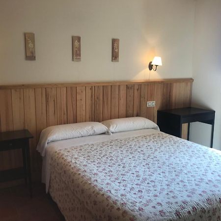 Apartamentos El Jardin Del Poeta Guijo de Granadilla Екстер'єр фото