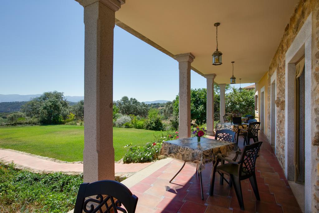 Apartamentos El Jardin Del Poeta Guijo de Granadilla Номер фото