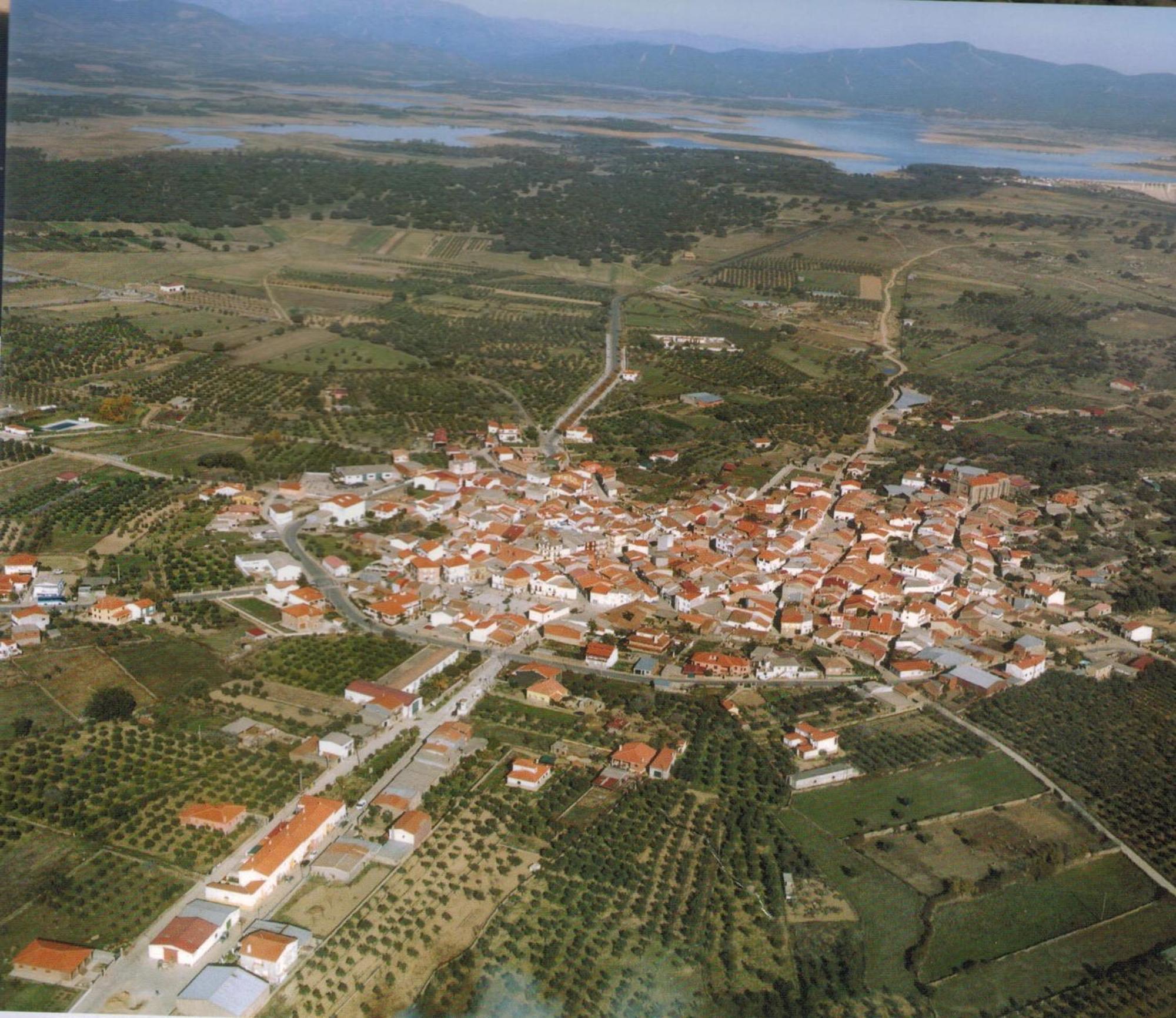 Apartamentos El Jardin Del Poeta Guijo de Granadilla Екстер'єр фото