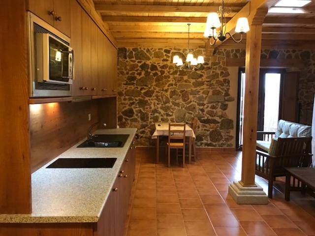 Apartamentos El Jardin Del Poeta Guijo de Granadilla Номер фото